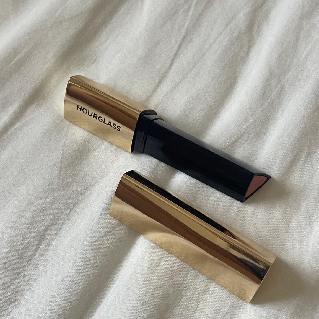 NEW hourglass vanish blush stick チーク