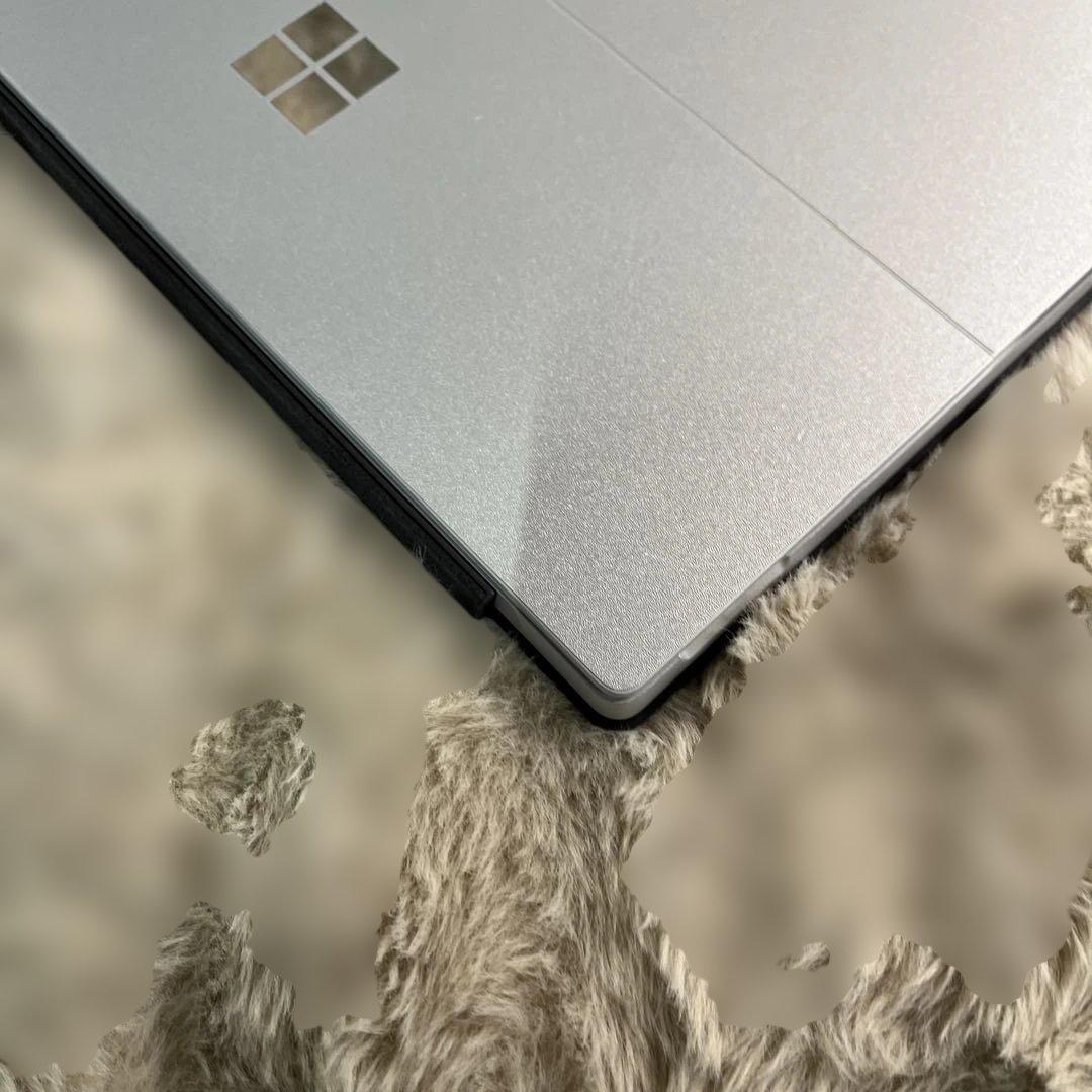 Surface Pro 7+ 12.3インチ