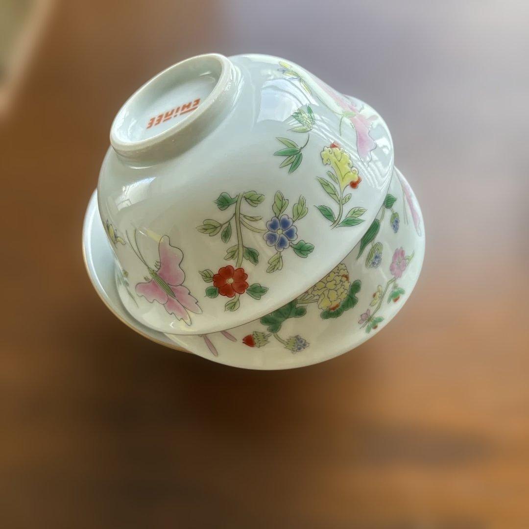 クニエダ　ヤスエ さんデザイン　chinee シリーズ　有田焼　お茶碗　レンゲ