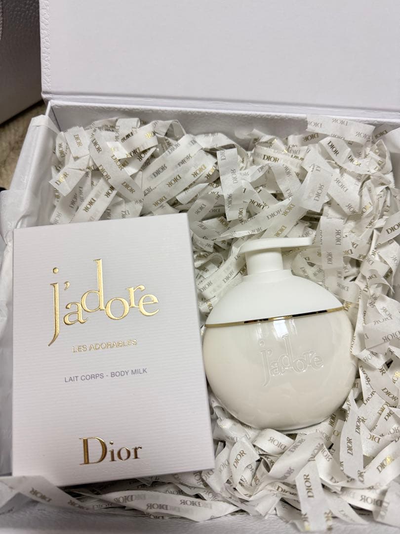 Dior j'adore ボディミルク