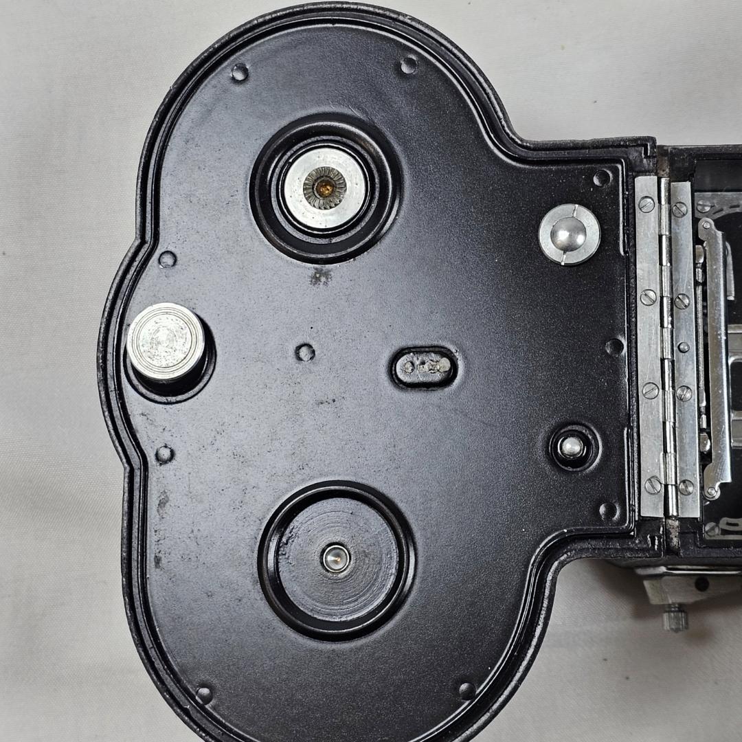 【ジャンク】ELMO CINE 8-AA ゼンマイ式 8mm シネカメラ レトロ