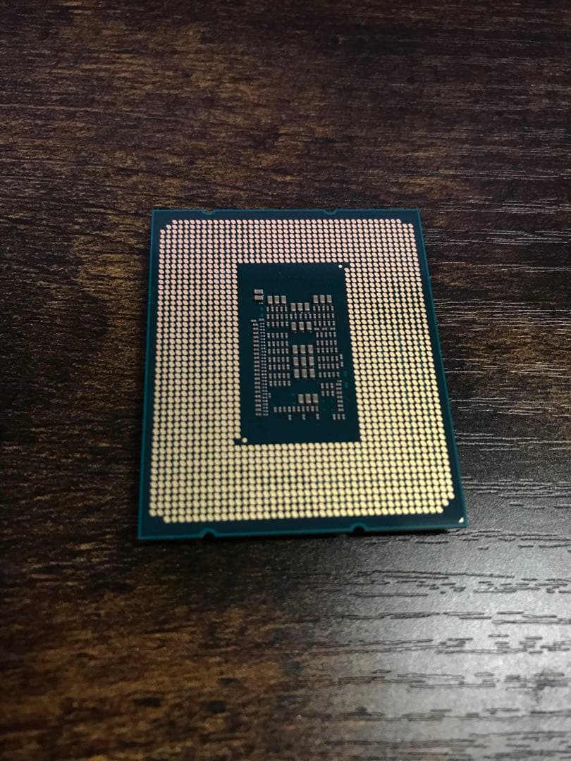 Intel i3-12100F CPUとクーラーセット