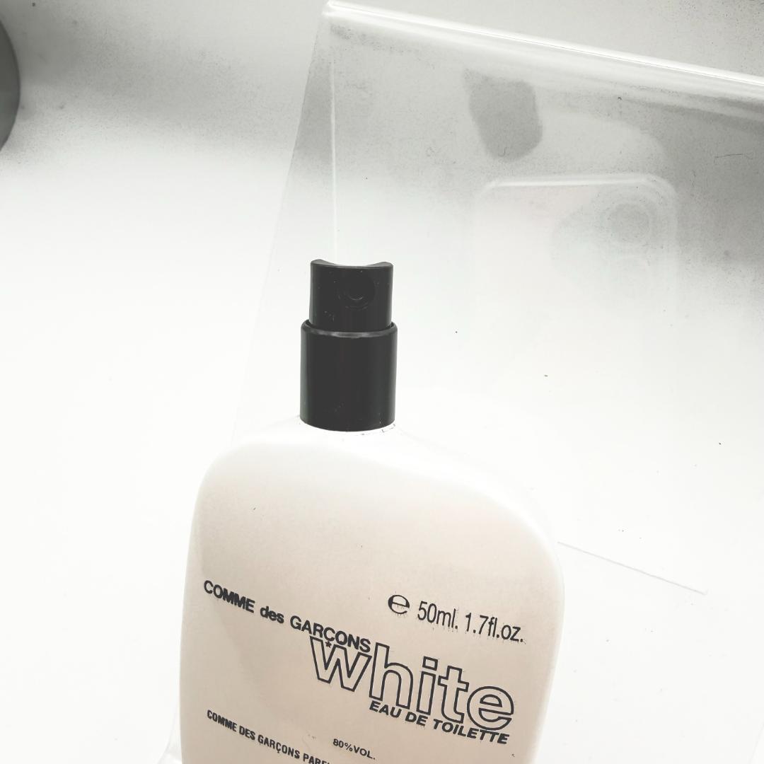 □コムデギャルソン ホワイト オードトワレ 50ml