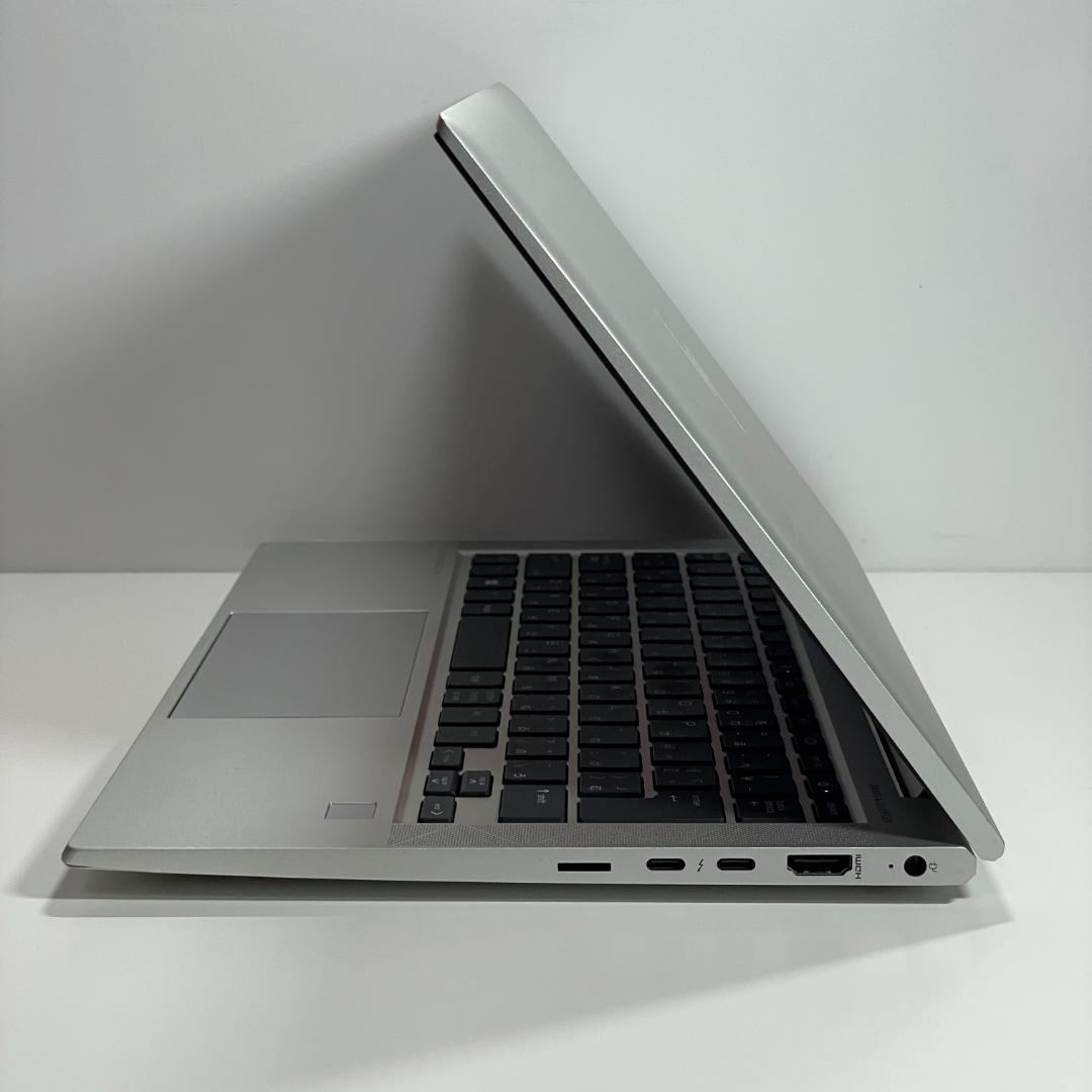 第11世代 i7 HP EliteBook 830 G8 ノートPC 薄型 軽量