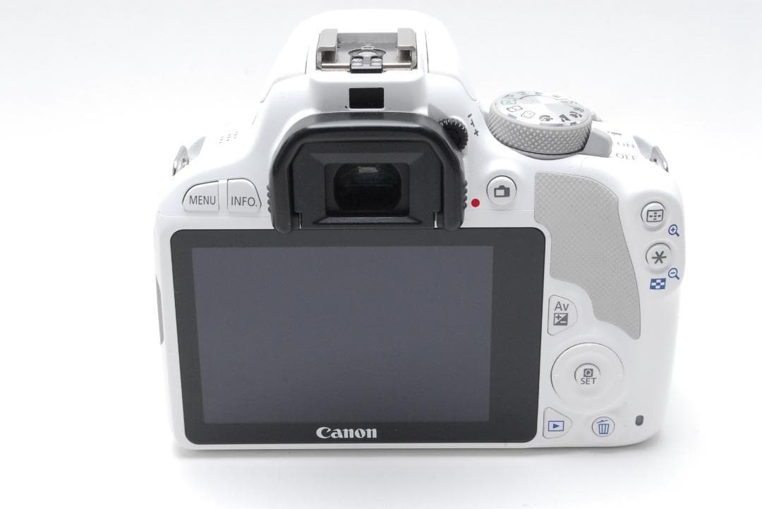 レアカラー ✨Canon EOS Kiss X7✨ ホワイト デジタル一眼レフ