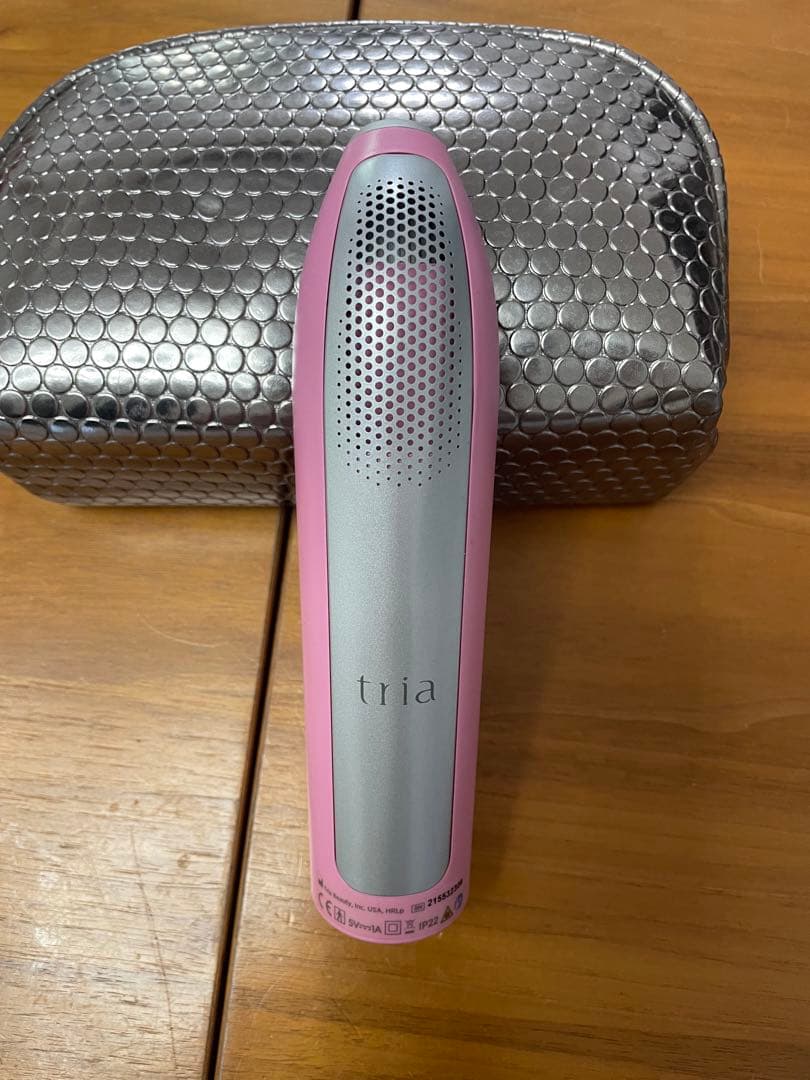 tria 脱毛器 ピンク　充電器　ポーチ付き