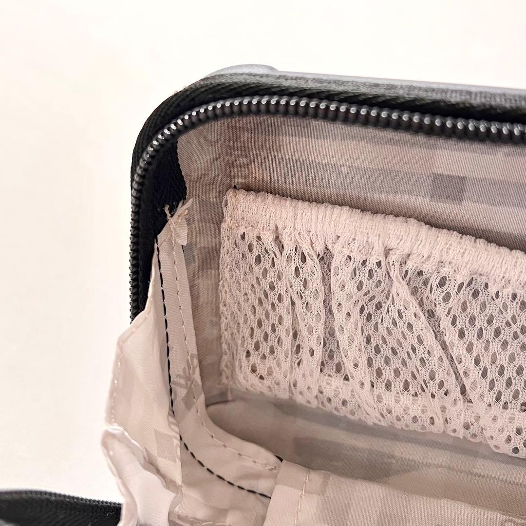 ANA ファーストクラス RIMOWA リモワ アメニティ マット グレー