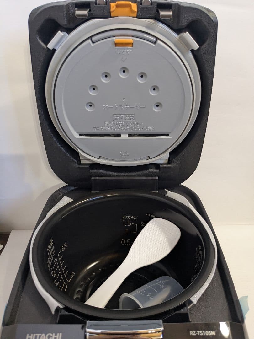 未使用　日立　IHジャー炊飯器　5.5合　シャイニーブラック　RZ-TS105M