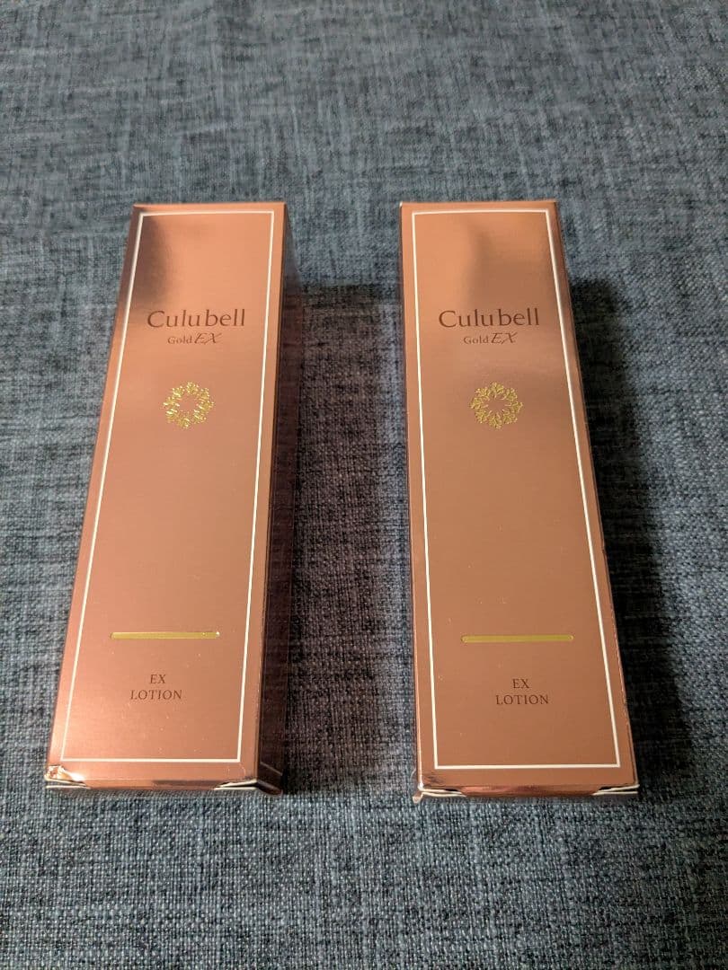 【新品未使用】クリューベル　EXエッセンス　美容液　化粧水　2本セット(計4本)