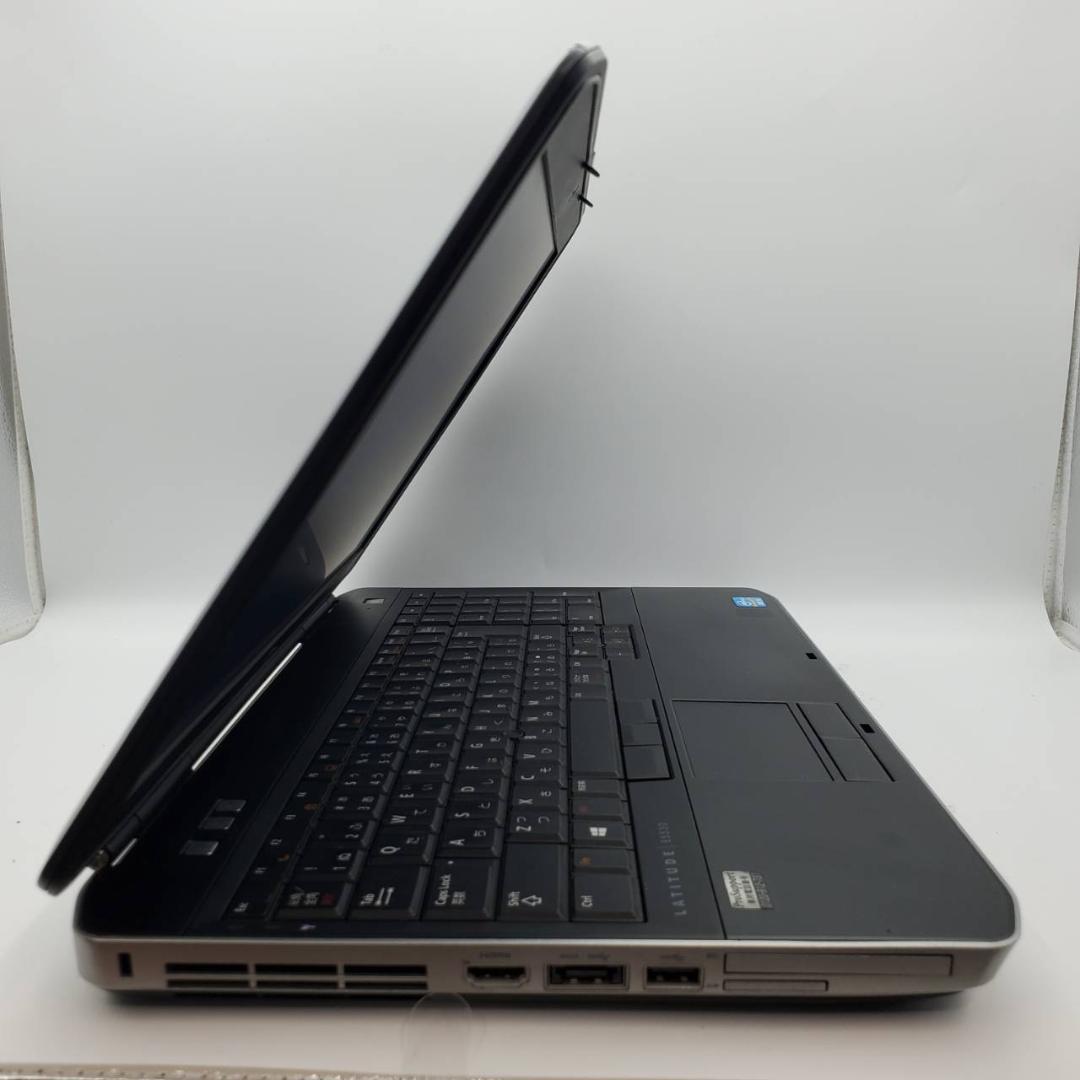 DELL ノートパソコン DVDドライブ 15インチ 映画 Office
