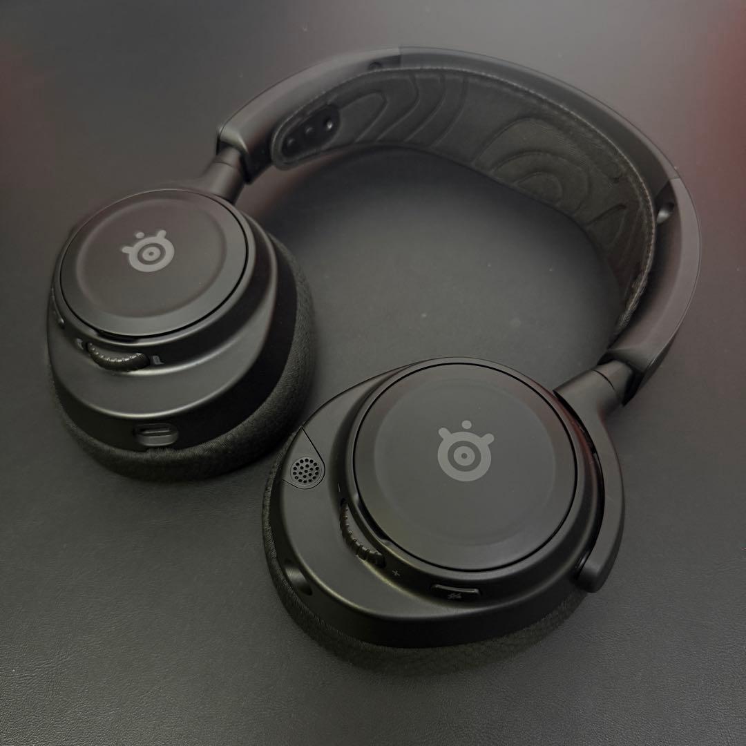 ヘッドホン Steelseries Arctis Nova 7 Wireless