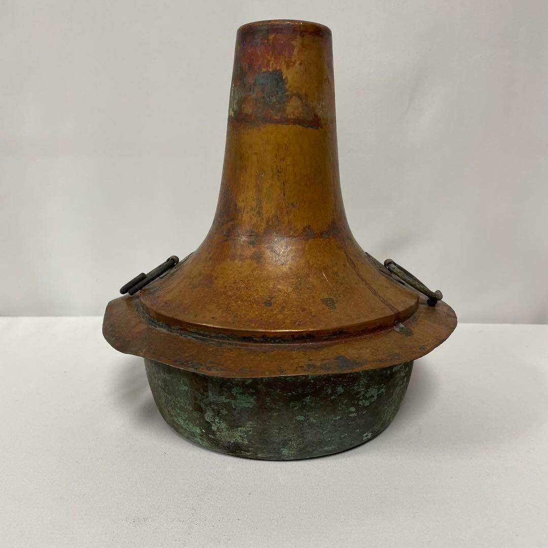 古い銅製円錐形装飾品