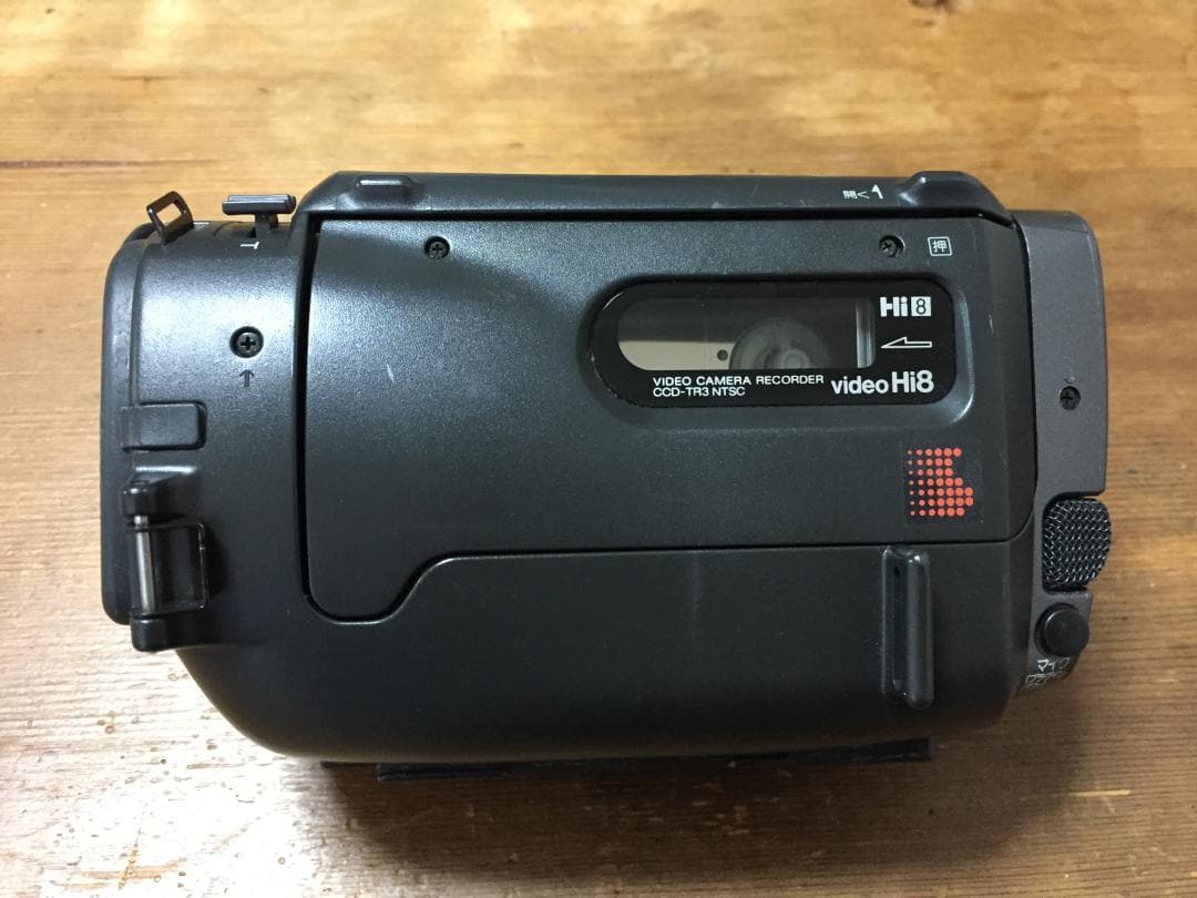 良品 再生ダビングOK　SONY　CCD-TR3　付属品あり　Hi8