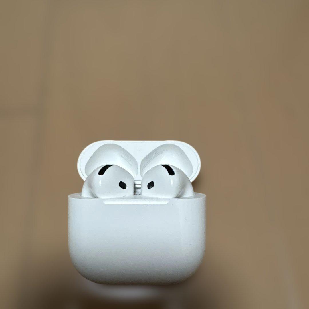 AirPods4アクティブノイズキャンリング機能搭載