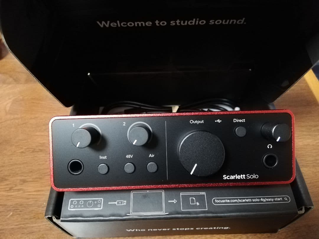 Focusrite Scarlett Solo USBオーディオインターフェース