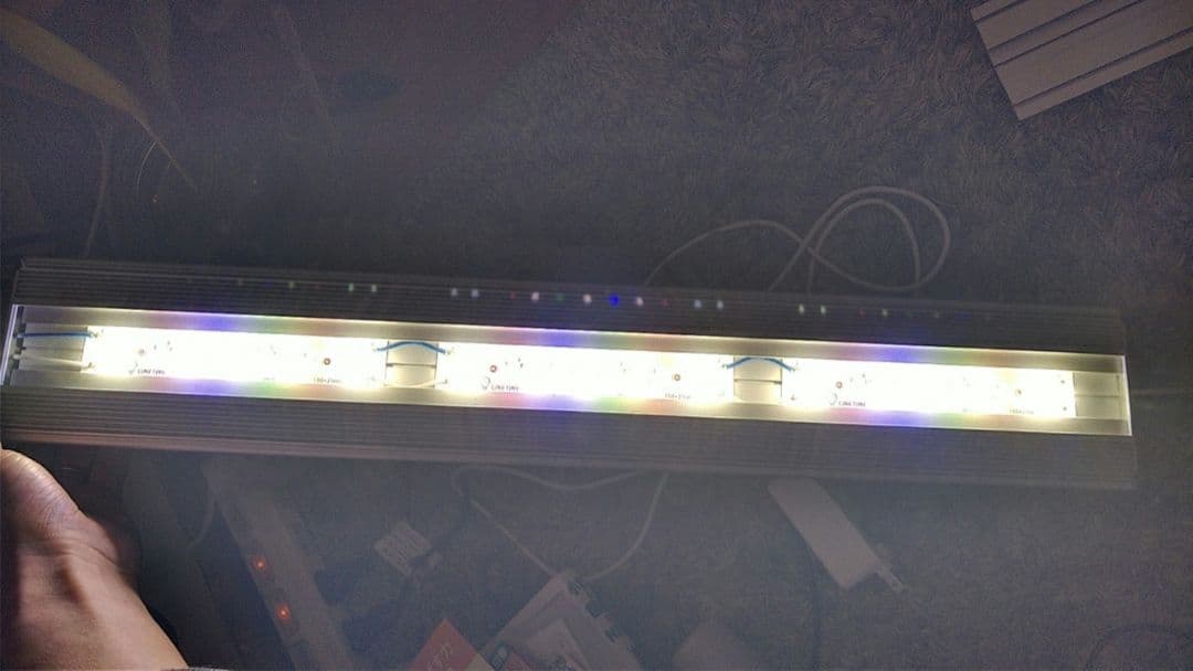 【おまけつき！】TRIANGLE LED GROW 600