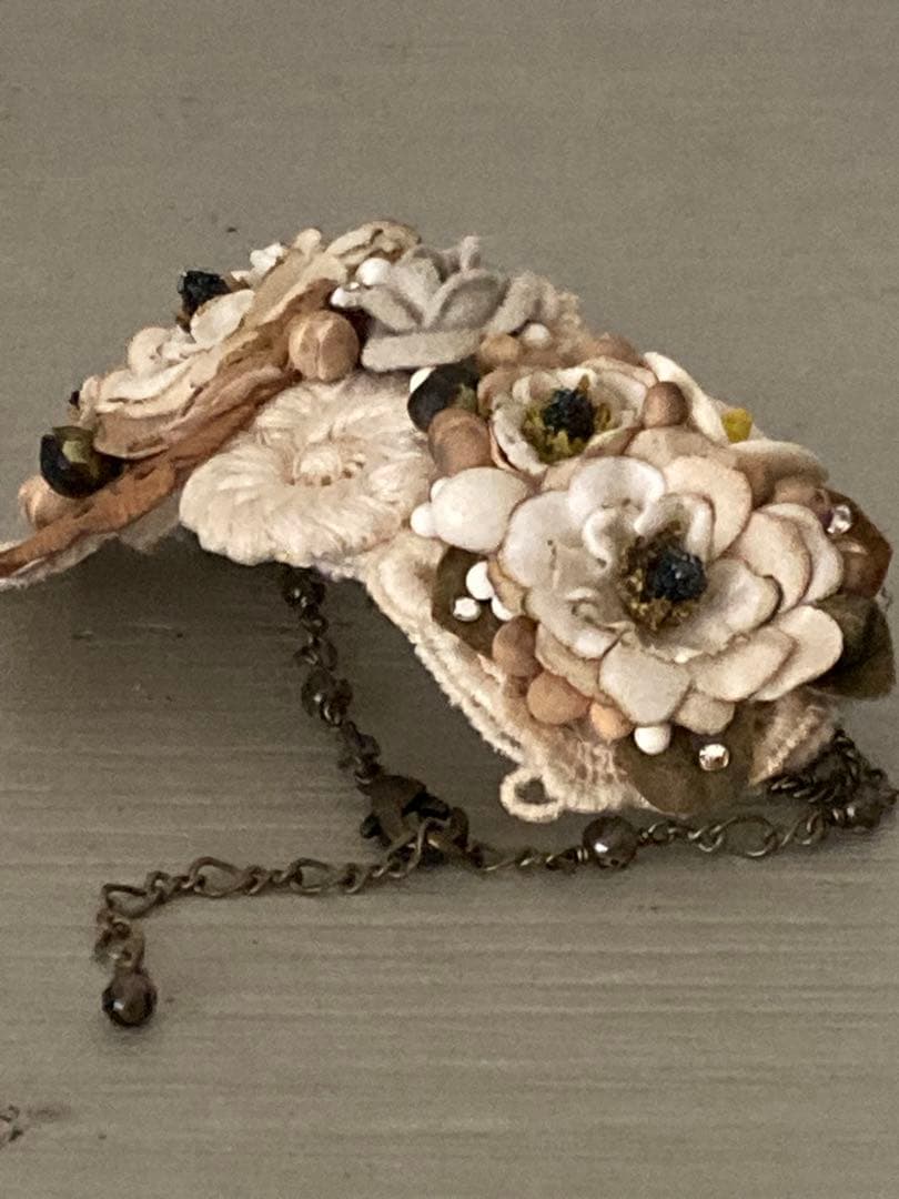 ハンドメイド　お花のブレスレット