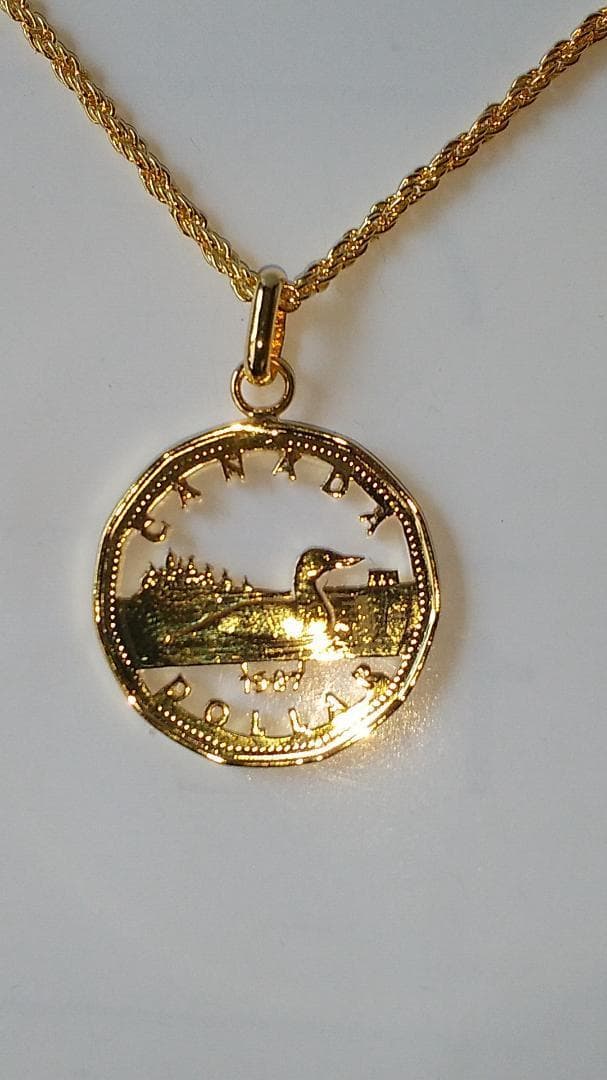 カナダ ルーニー カットアウト ペンダントトップ  金鍍金仕上 新品