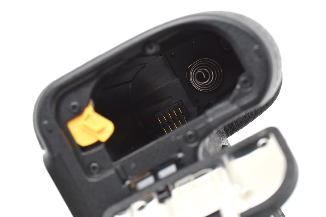 ■ほぼ新品■ ニコンZ5 ミラーレス一眼 #C892