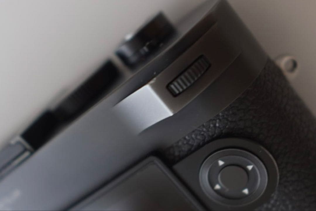 【良品】Leica M10-R ブラッククローム ＋ 純正予備バッテリー4個