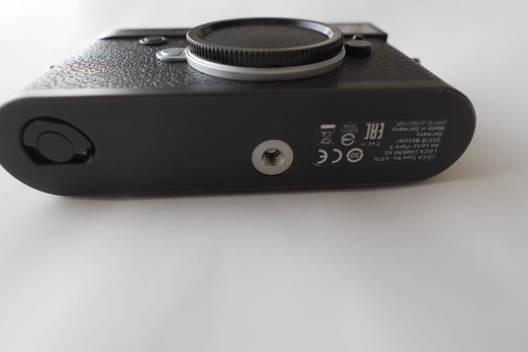 【良品】Leica M10-R ブラッククローム ＋ 純正予備バッテリー4個