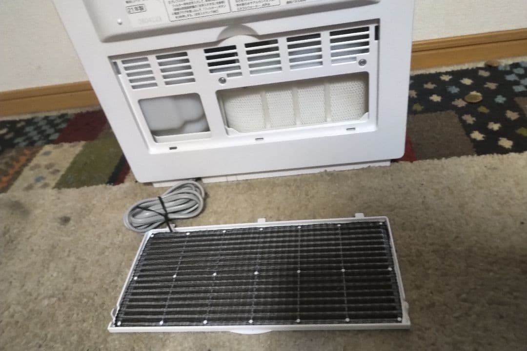 Panasonic 気化式加湿器　ナノイー搭載FE-KXU05 ~14畳