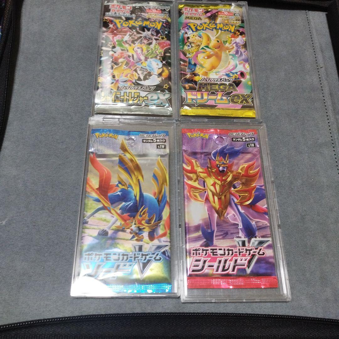 ヘ*ン様 ポケモンカードゲーム 30パック未開封