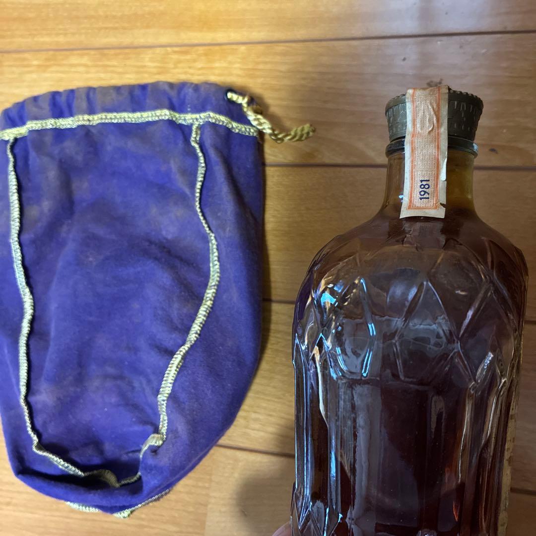 Crown  ウイスキー 750ml オリジナルバッグ付き