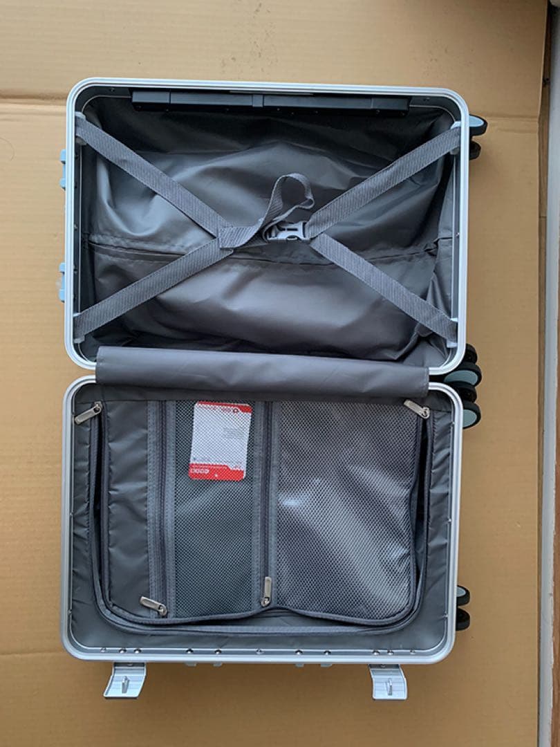 【新品】スーツケース、フロントオープン、ストッパー付き(ライトブルー、Sサイズ）