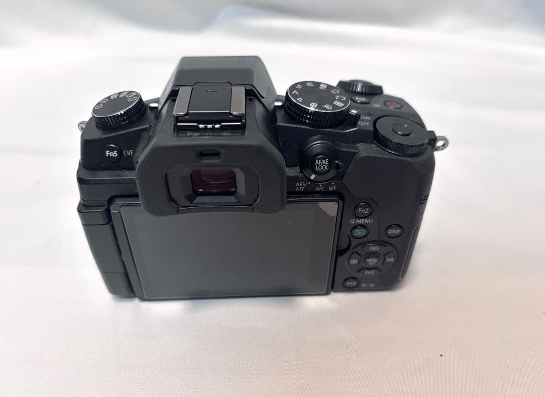 美品★Panasonic DMC−G8 LUMIX G8 ボディ★ショット数少