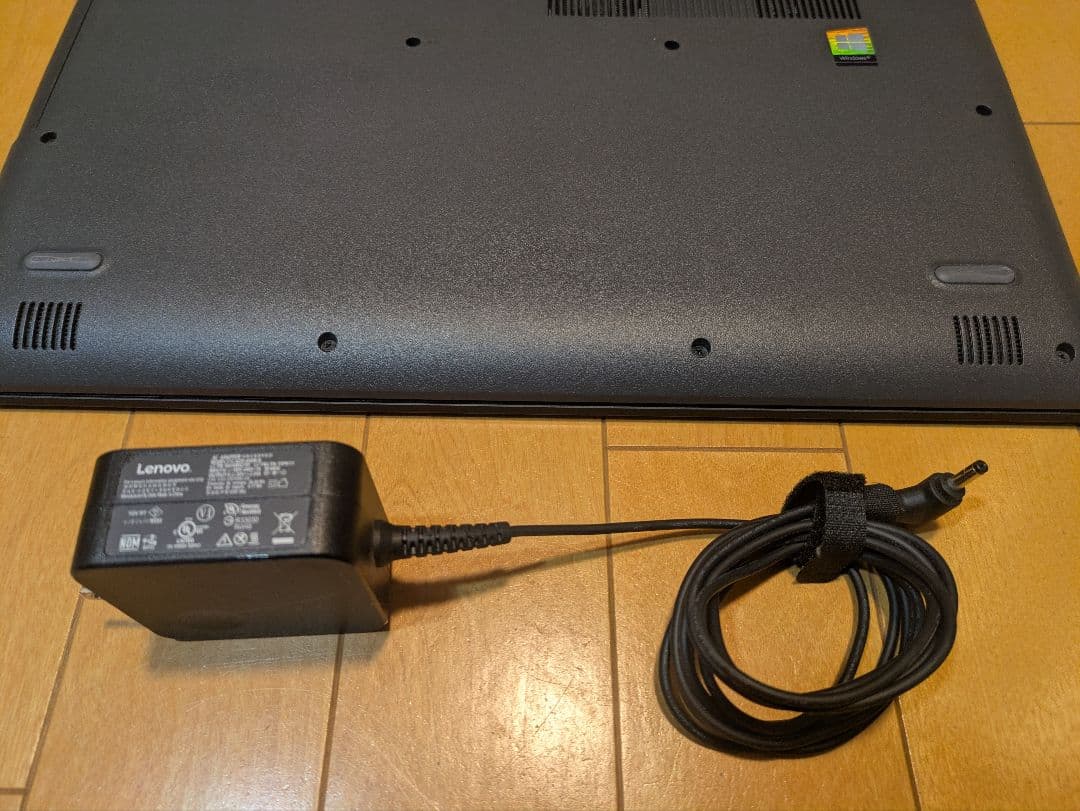 Windowsノート本体 LENOVO ideapad330