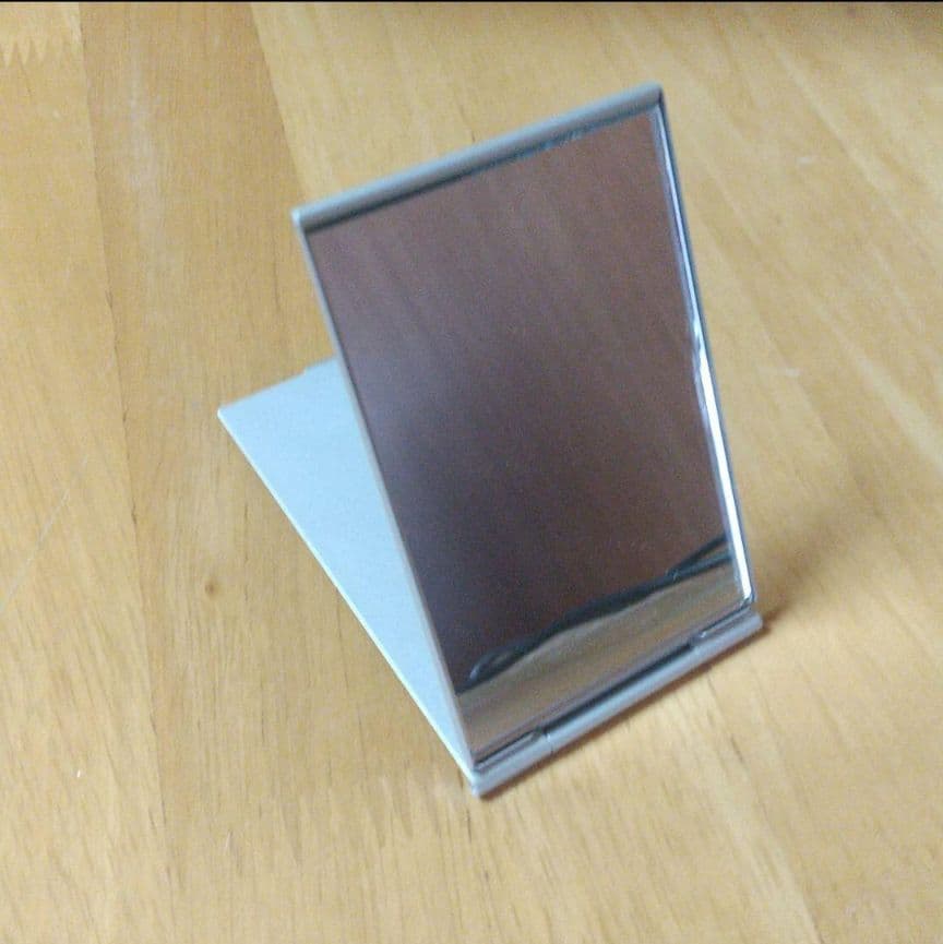 極薄コンパクトミラー