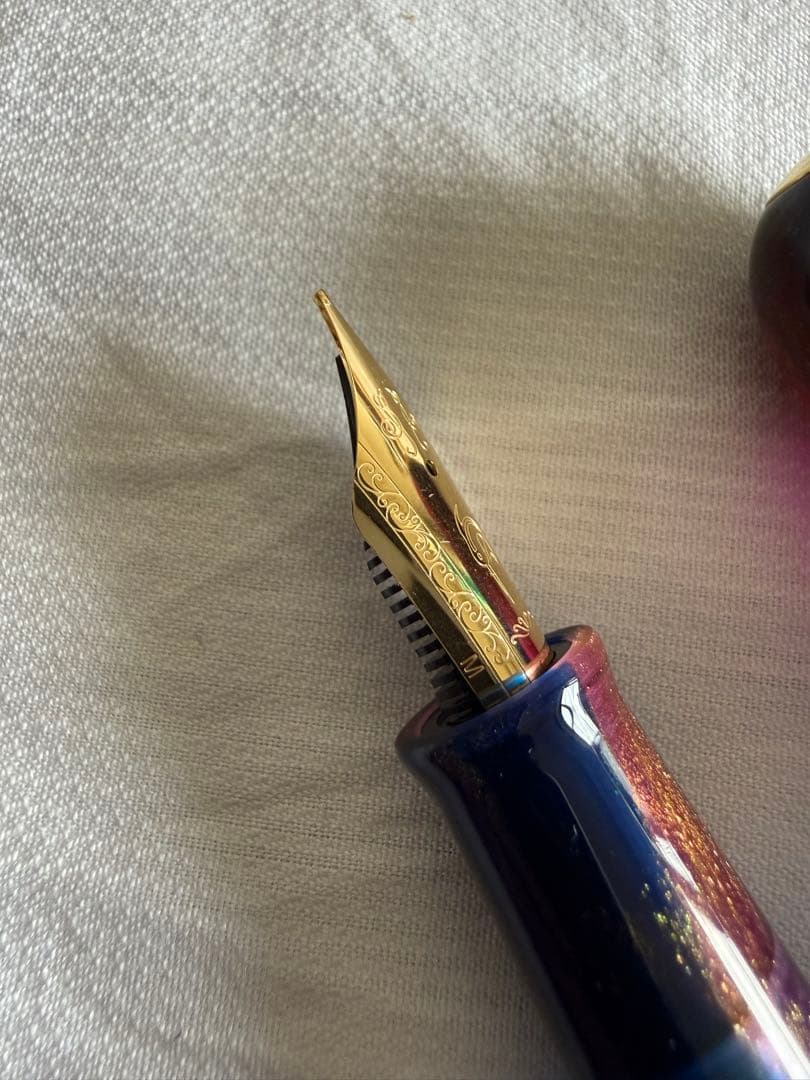 NAHVALUR万年筆、未使用品