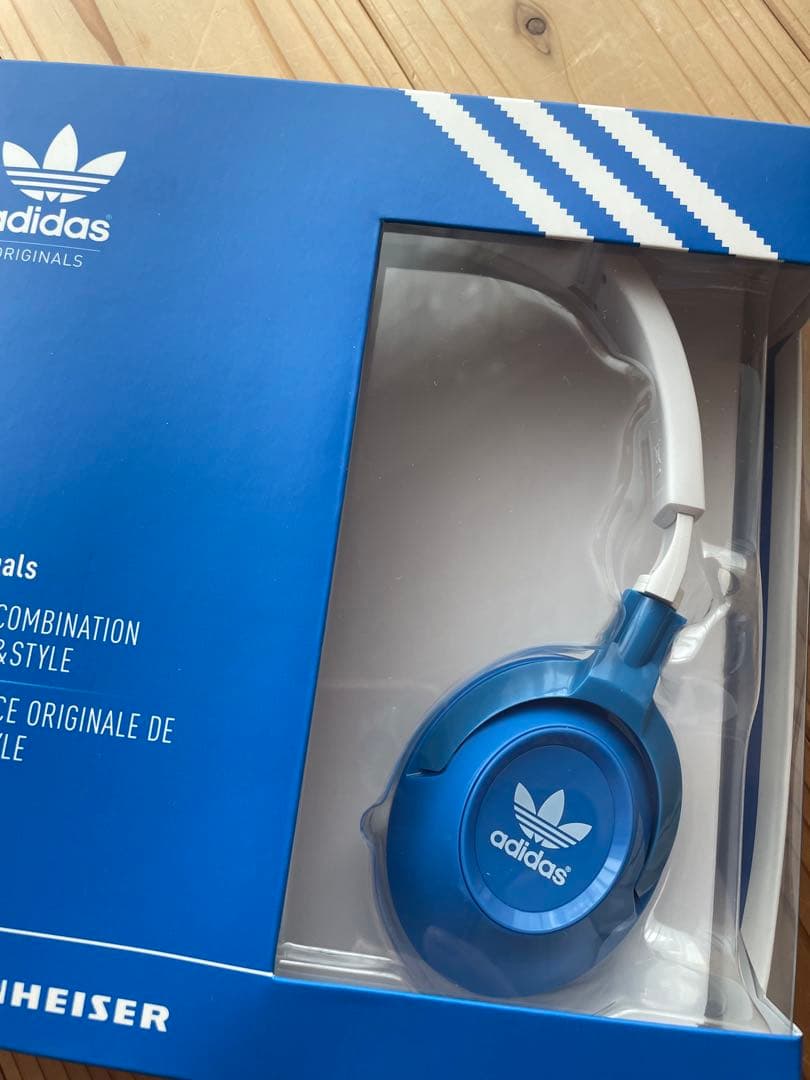 【新品未使用未開封】adidas HD 220 ヘッドホン