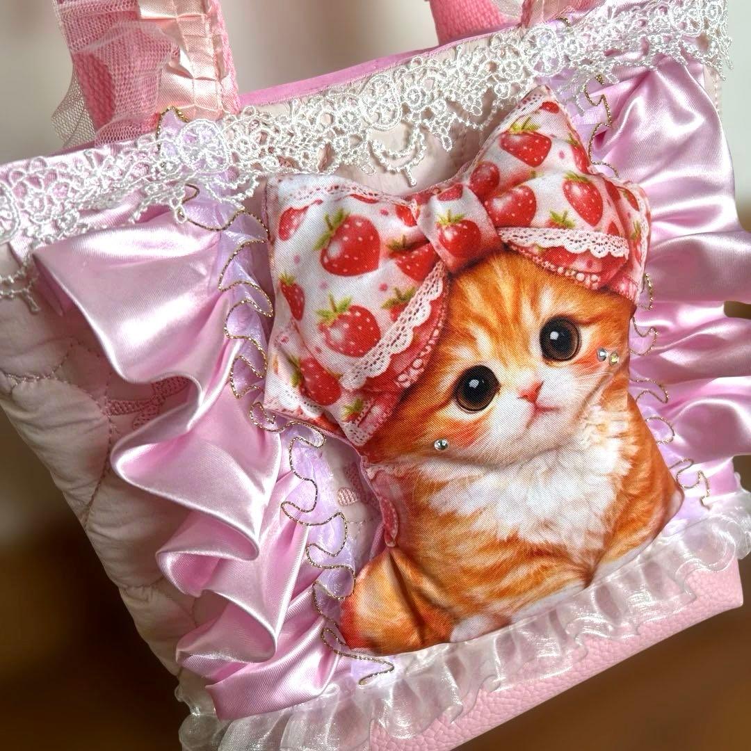 あ*き様 新作　ねこちゃん　パネル生地　トートバッグ　コヤンイサムチョン　キーホ