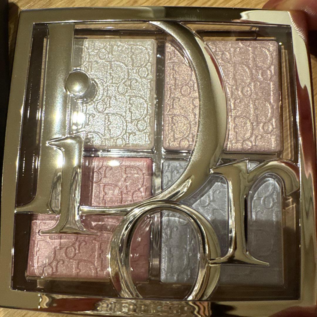 Dior バックステージグロウマキシマイザー パレット 002