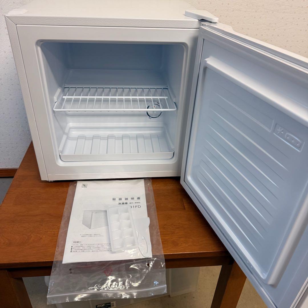 ● 極美品 アイリスオーヤマ 31L 冷凍庫 PF-A31FD 2024年製