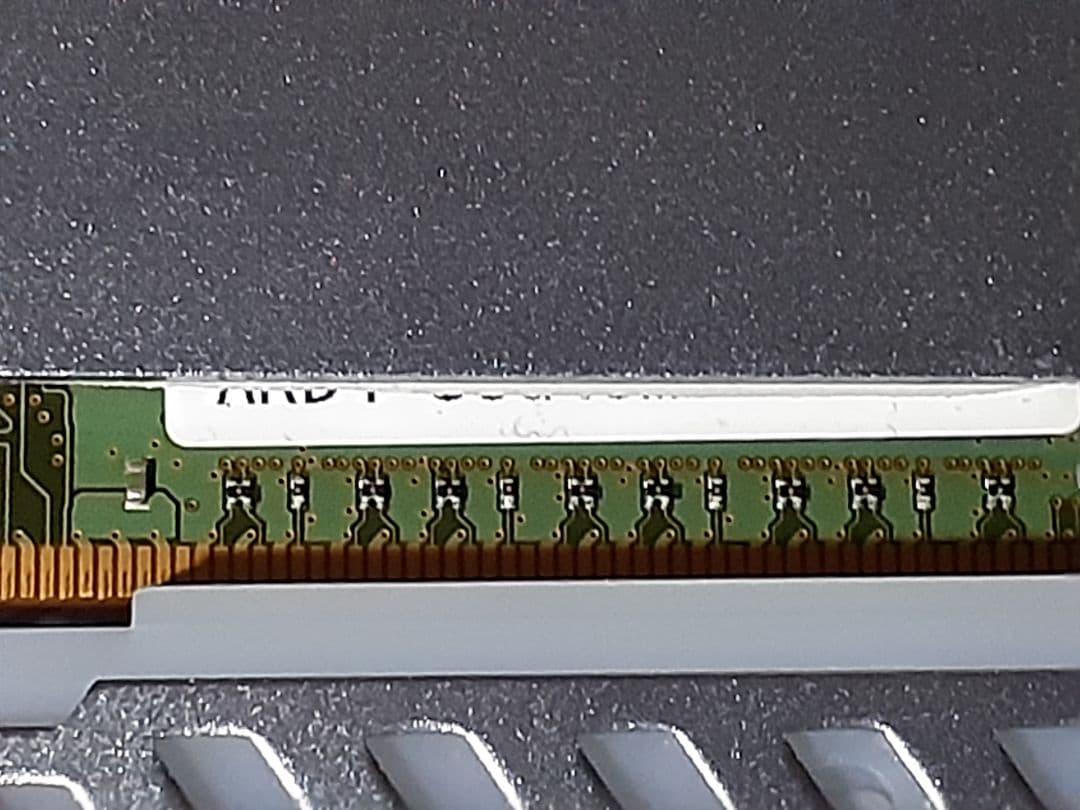 DDR4 8GB×2 メモリ　3200MHZ
