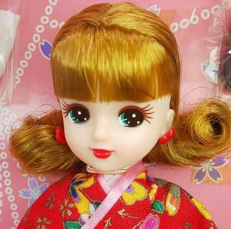 ★日本製 きもの リカちゃん 【 外巻きカール】