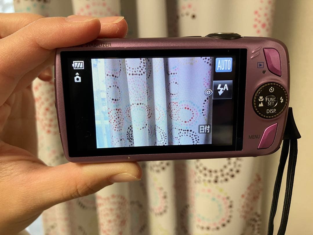 Canon IXY 930 IS パープル
