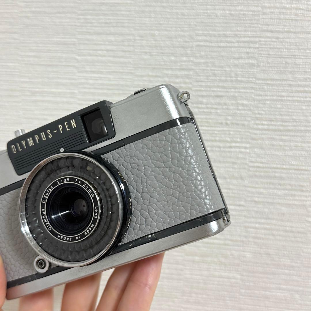 OLYMPUS PEN EE-2 ハーフサイズカメラ