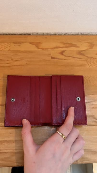 GUCCI2つ折りウォレット