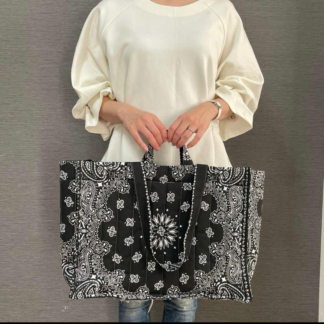 再販⭐︎キルトトートL ペイズリー柄ダブルハンドル　キルトビッグトート　ネイビー