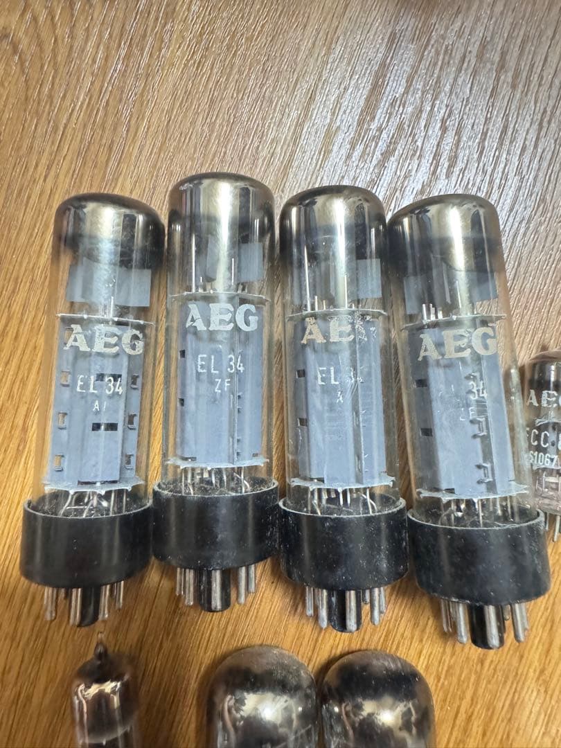 AEG ECC83 真空管 7本とソケット4個セット