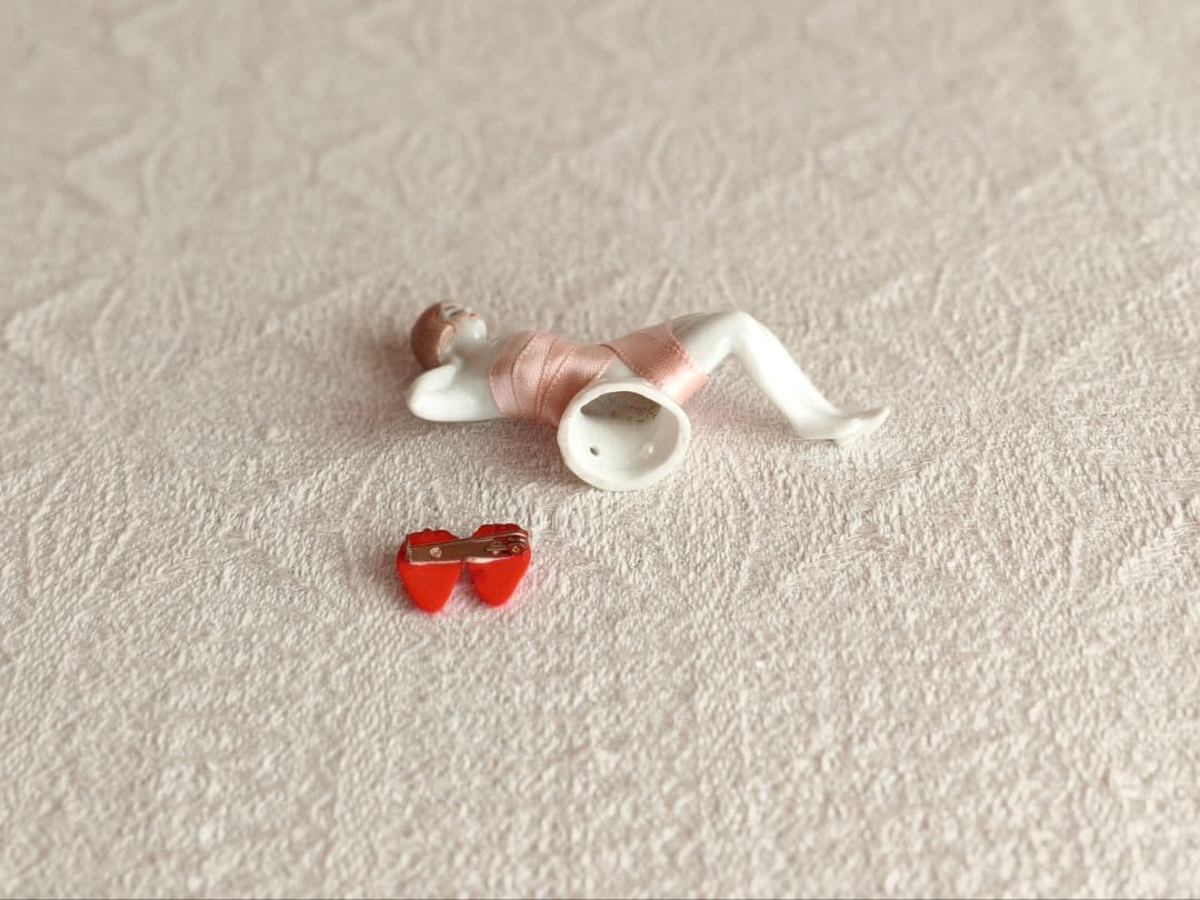 * vintage figure ❀ 物想いにふける カワイイ お嬢さん