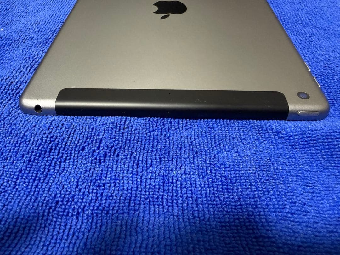 iPad (第6世代) Cellular SIMフリー