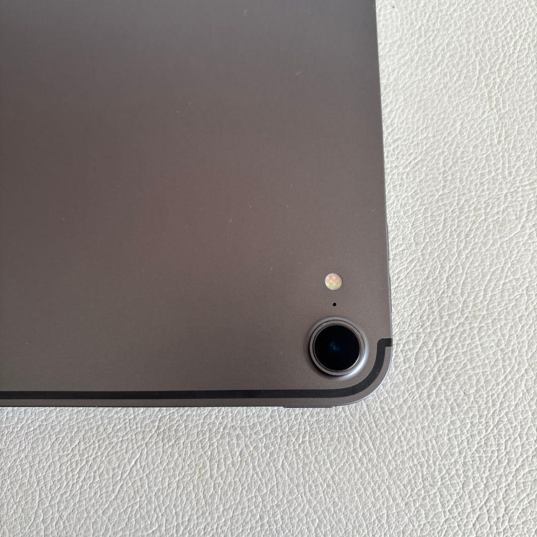 iPad Pro 12.9第三世代 WI-FI+Cellular ケースセット