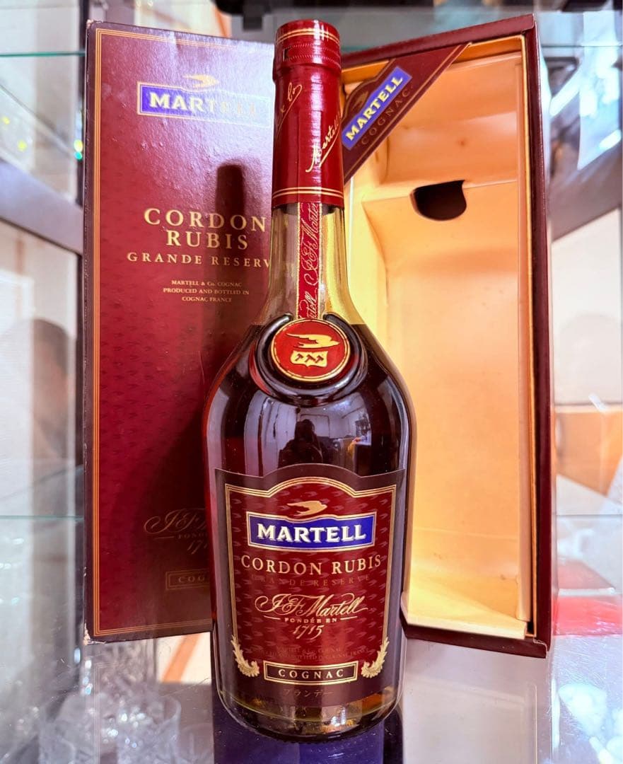 MARTELL CORDON RUBIS グラン・レゼルヴ 700ml