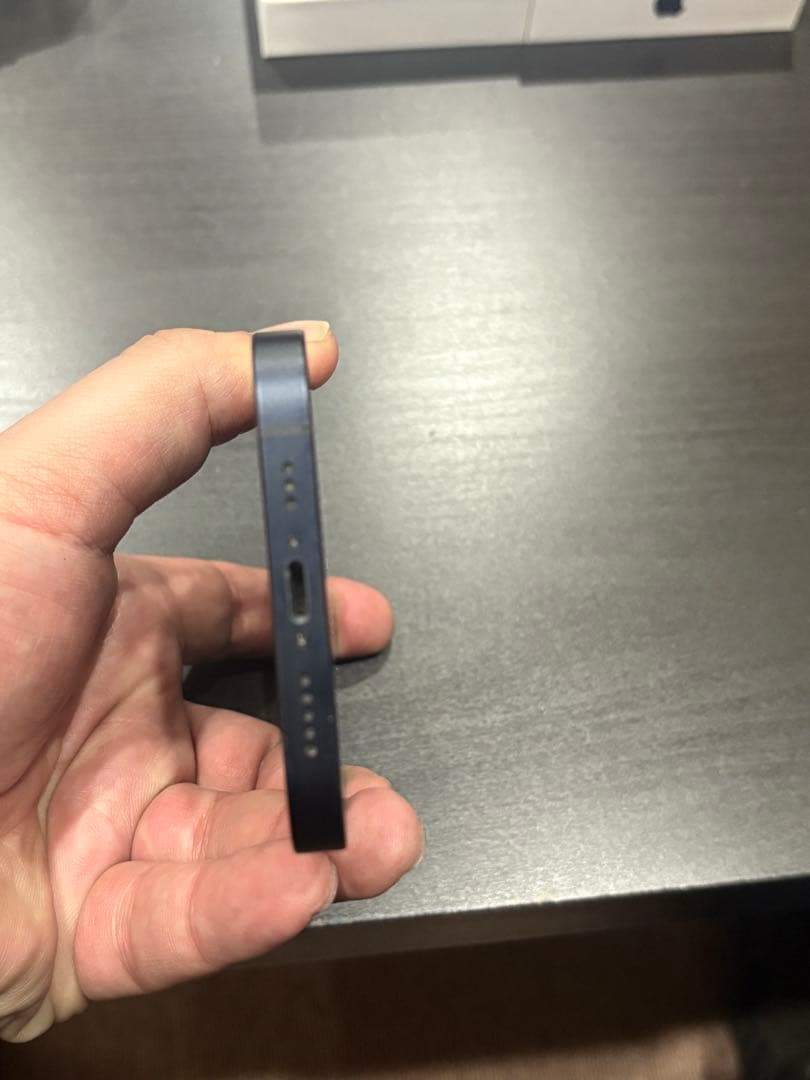 【美品】Apple iPhone 12 ブラック 64GB 78% SIMフリー