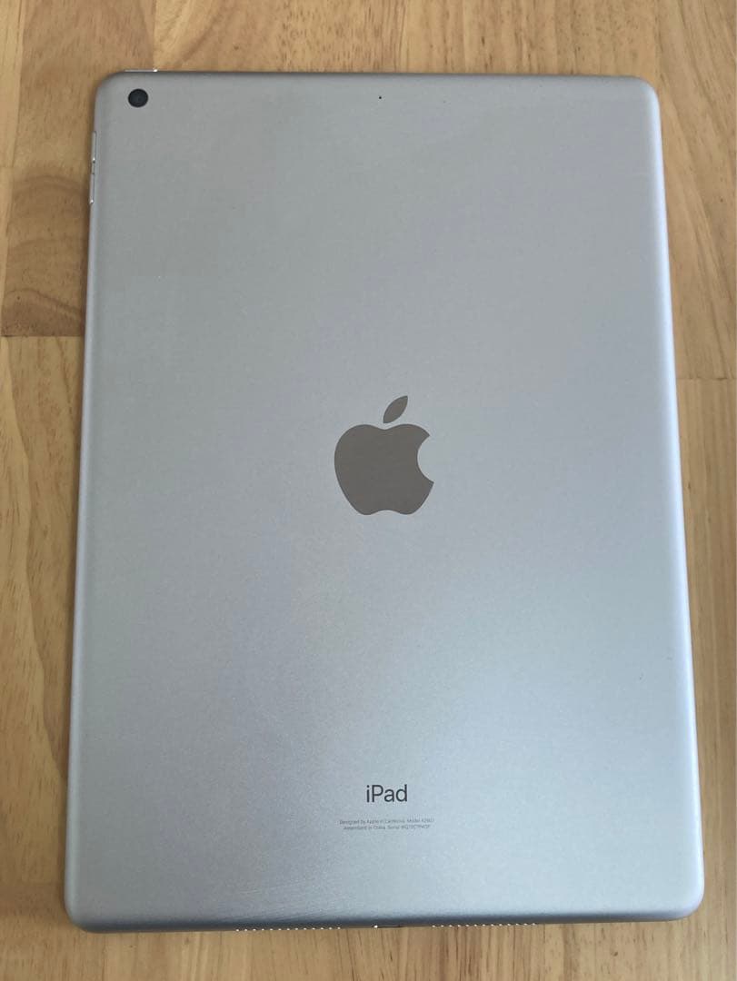 iPad 第9世代　Wi-Fiモデル　64GB 美品　シルバー